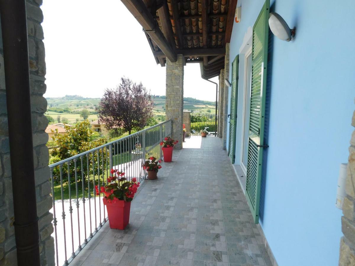 La Casa Blu Apartment Montegrosso dʼAsti Екстериор снимка