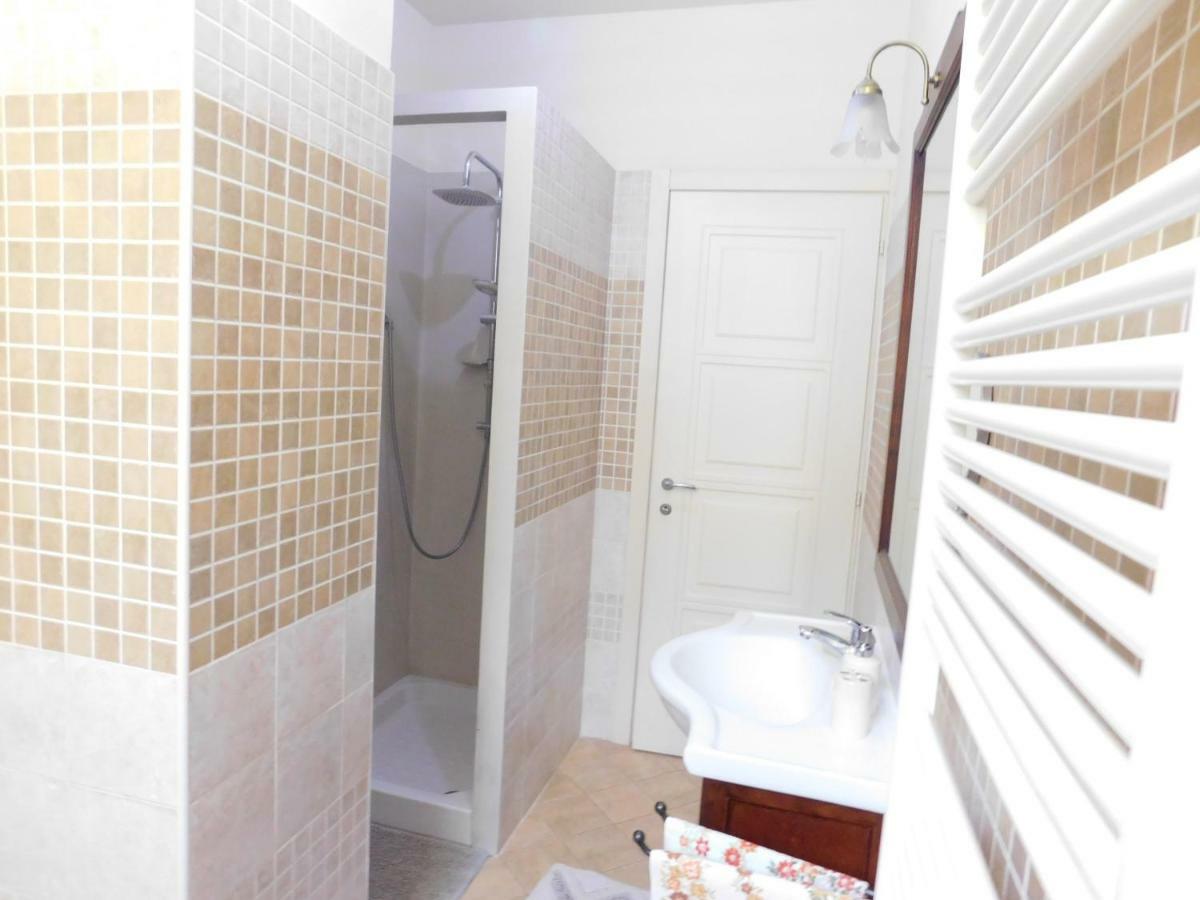 La Casa Blu Apartment Montegrosso dʼAsti Екстериор снимка